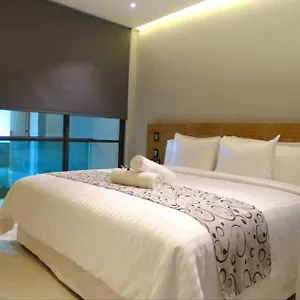 4* Отель Kavia